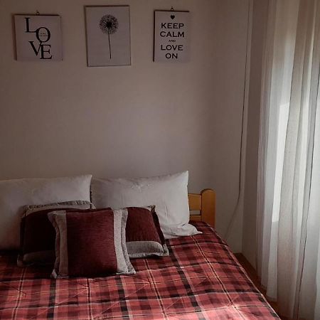 Apartamento Direkt Na Moru - Bungalov Šibenik Exterior foto