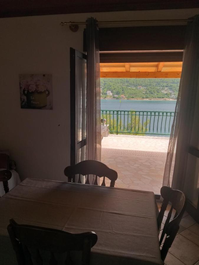 Apartamento Direkt Na Moru - Bungalov Šibenik Exterior foto