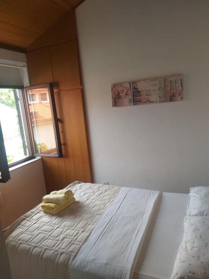 Apartamento Direkt Na Moru - Bungalov Šibenik Exterior foto